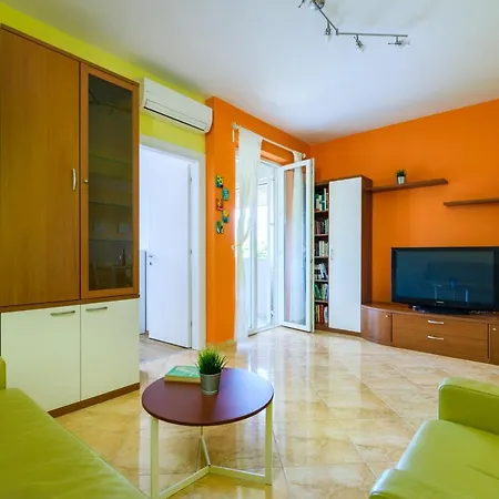 Sugar Apartment *