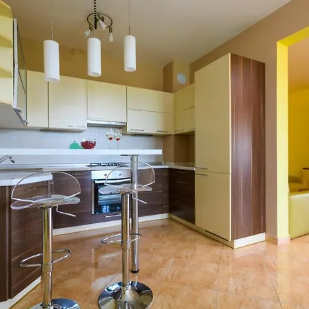 Apartment Sugar