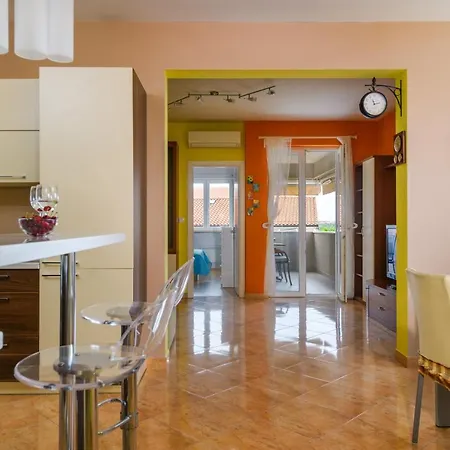 Apartment Sugar